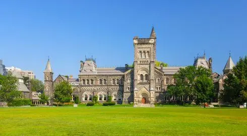 Rekomendasi Universitas Prospek Kerja Terbaik di Kanada