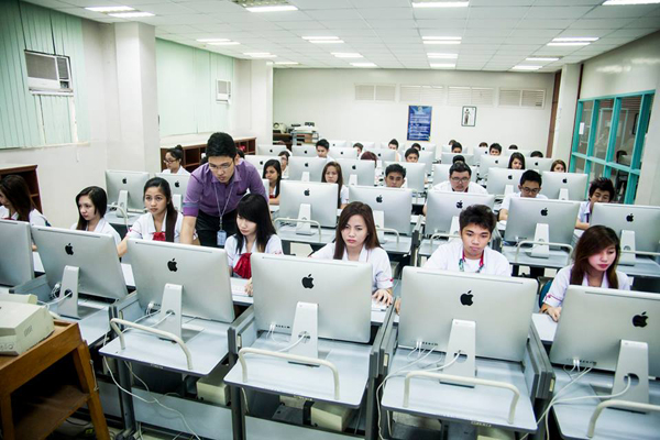 Universitas Jurusan Ilmu Komputer