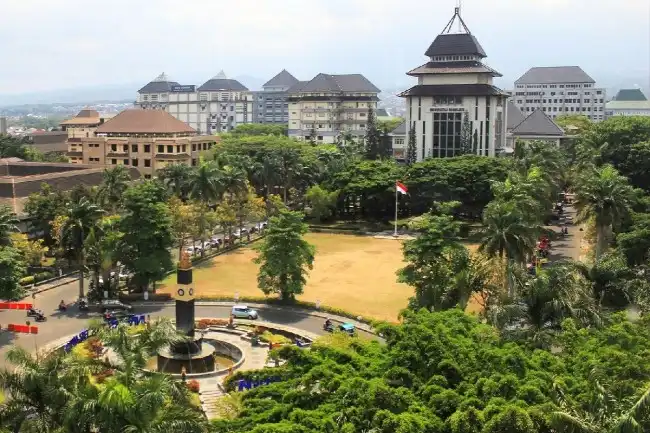 Universitas Jurusan Kelautan