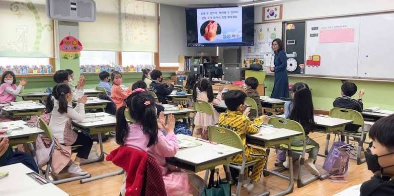 Pendidikan Korea Mengajarkan Mandiri Melalui Kehidupan Sekolah